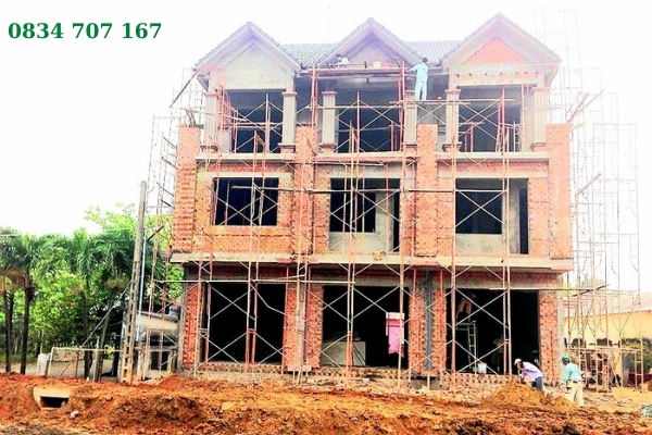 giáo khung có đầu nối
