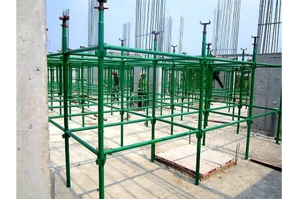 kích bằng giàn giáo